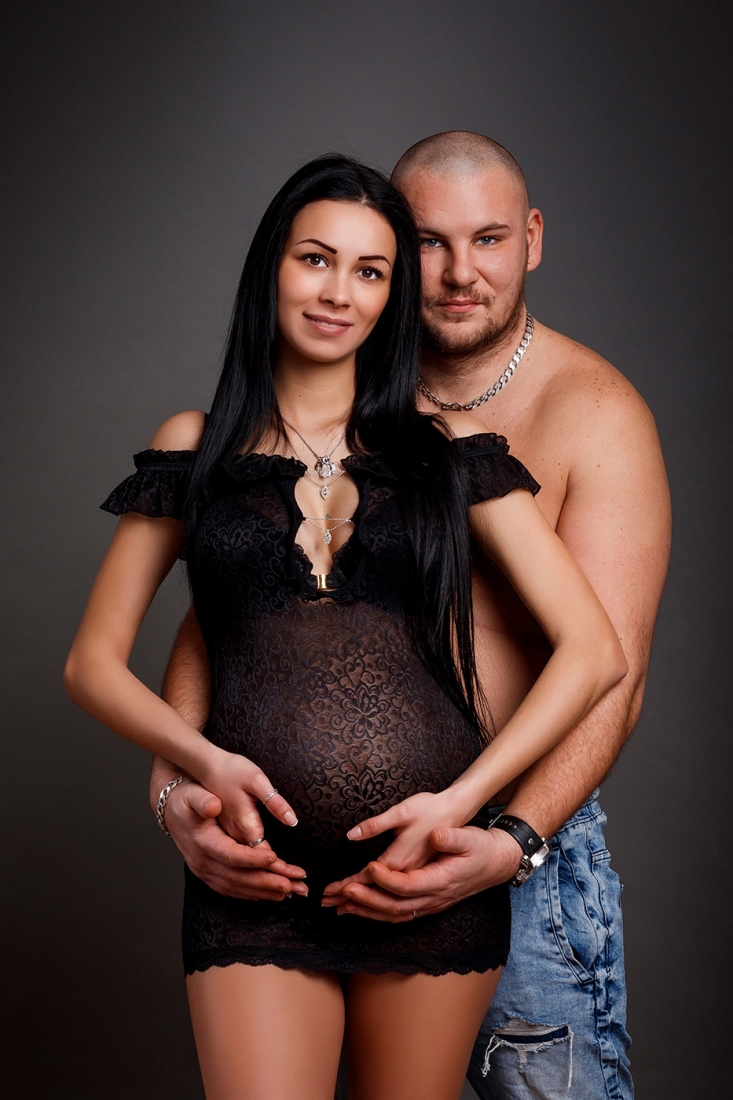 Tehotenské fotenie v ateliéri v Bratislave